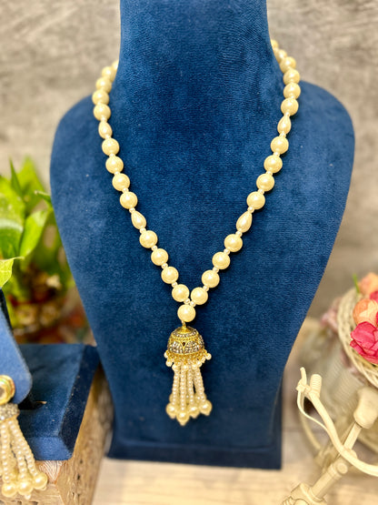 White Pearl Celeb Necklace