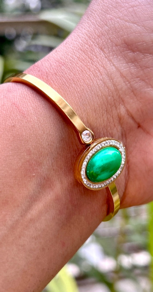 emerald gold bracelet