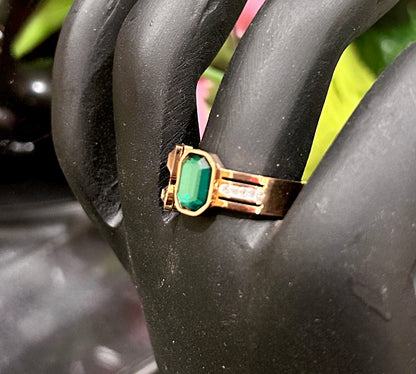 Emerald anti tarnish ring