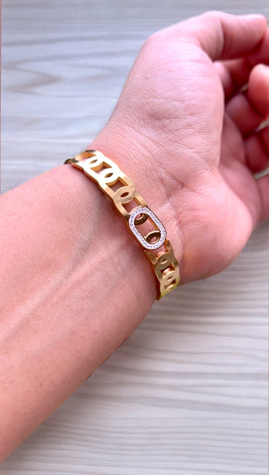 Gold plated diamond studded bracelet