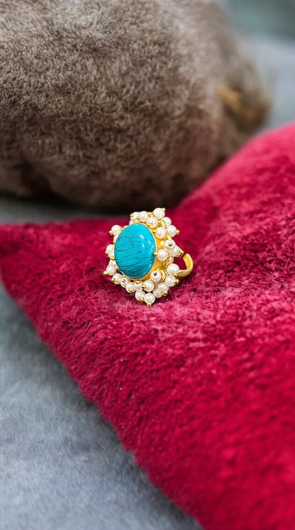 Divine blue cluster pearl ring