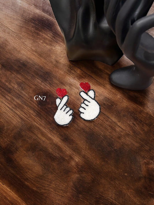 Ek chutki heart quirky earrings