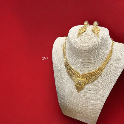 Saraswati gold necklace set