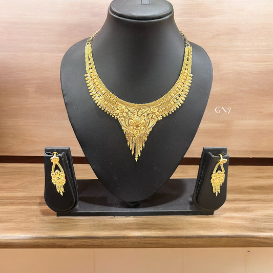 Parvati gold necklace set