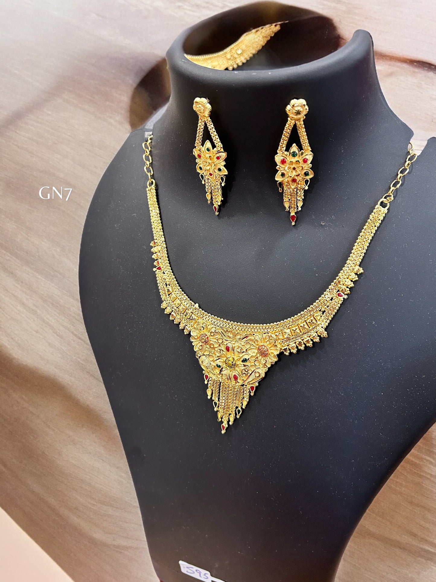 Mainka necklace set