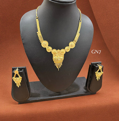 1 GM GOLD shy girl necklace set