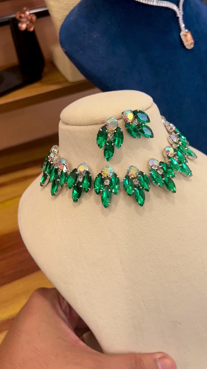 Prerna emerald necklace set