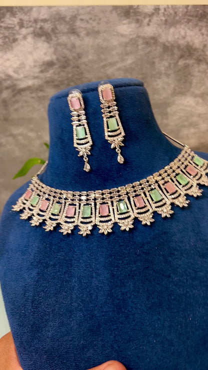 Dual shade choker set with mangtika